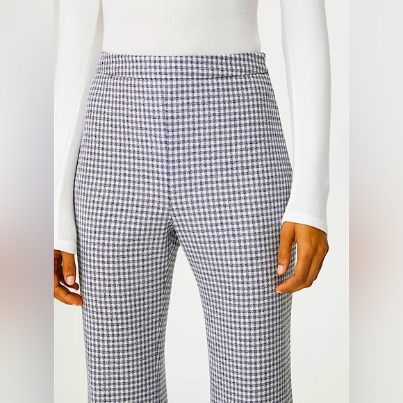 (SOLD)ARITZIA WILFRED Kick Flare Pant - Picture 5 of 10